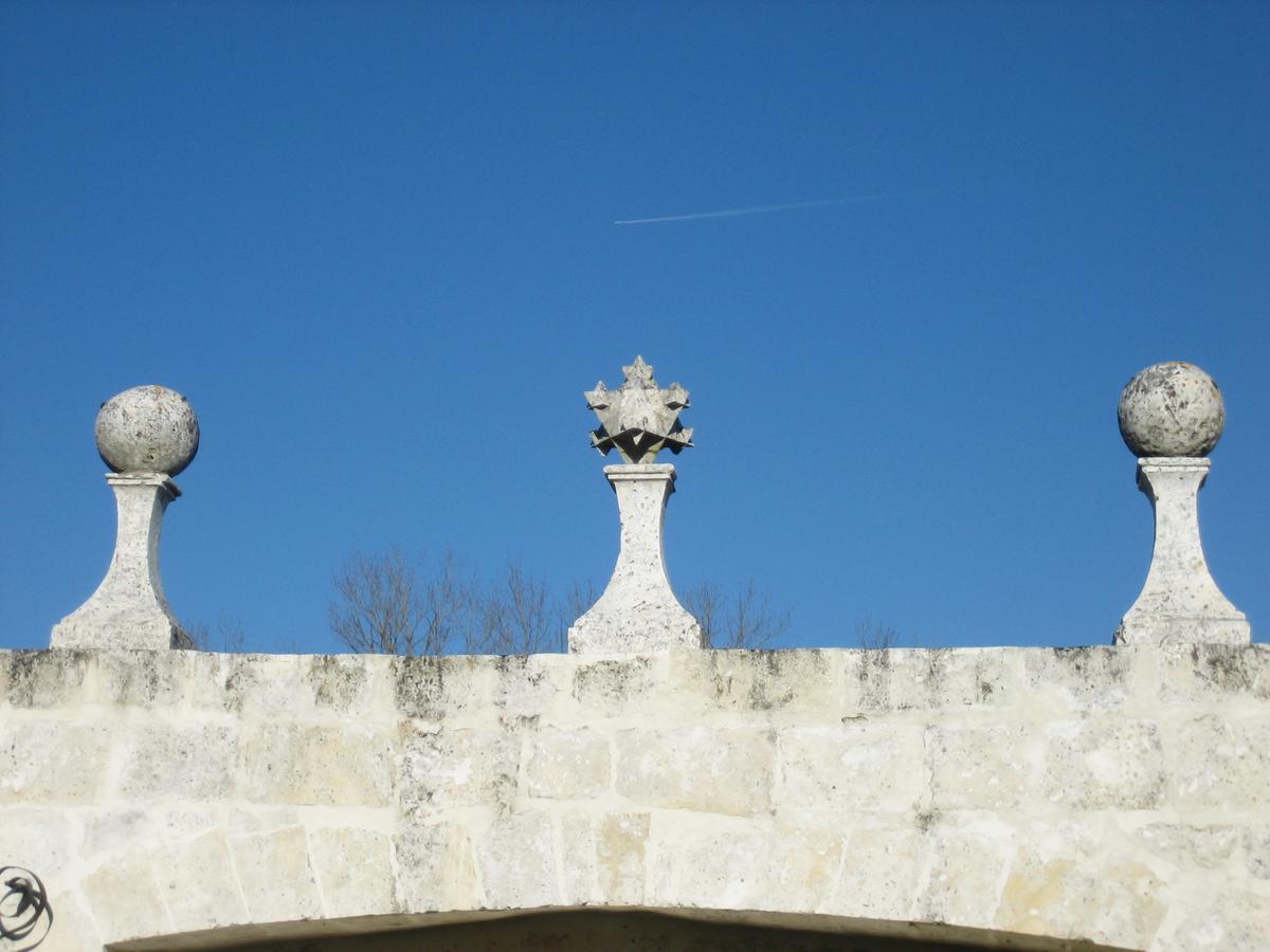Chateau Manoir De La Leche Touvre Экстерьер фото